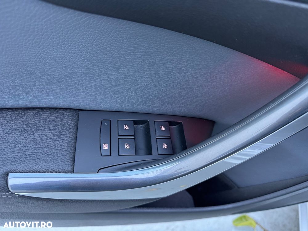 Opel Astra 1.7 CDTI DPF ecoFLEX Sports TourerStart/Stop Design Edition - 19