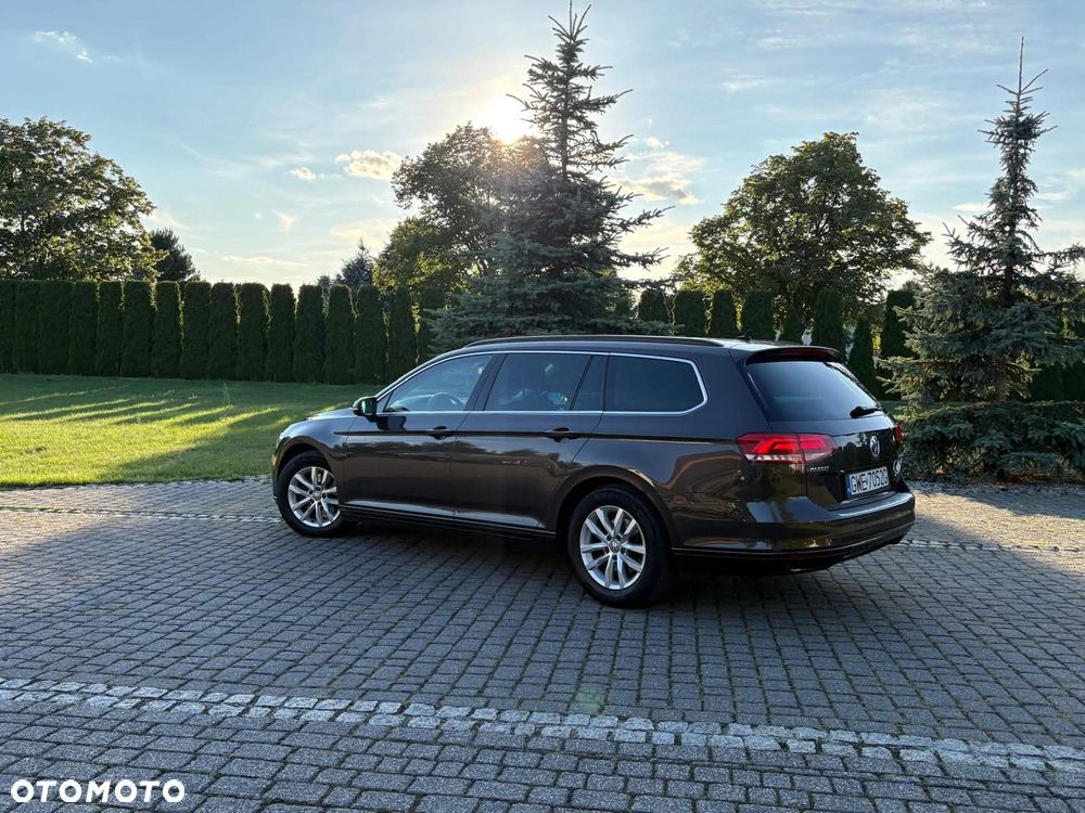 Volkswagen Passat 2.0 TDI BMT Comfortline DSG - 4