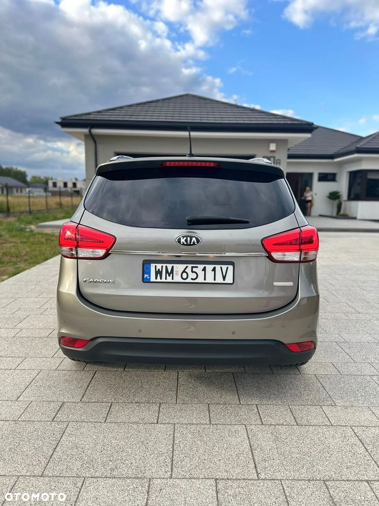 Kia Carens 2.0 GDI XL - 15