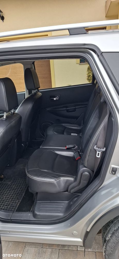 Nissan Qashqai+2 - 6