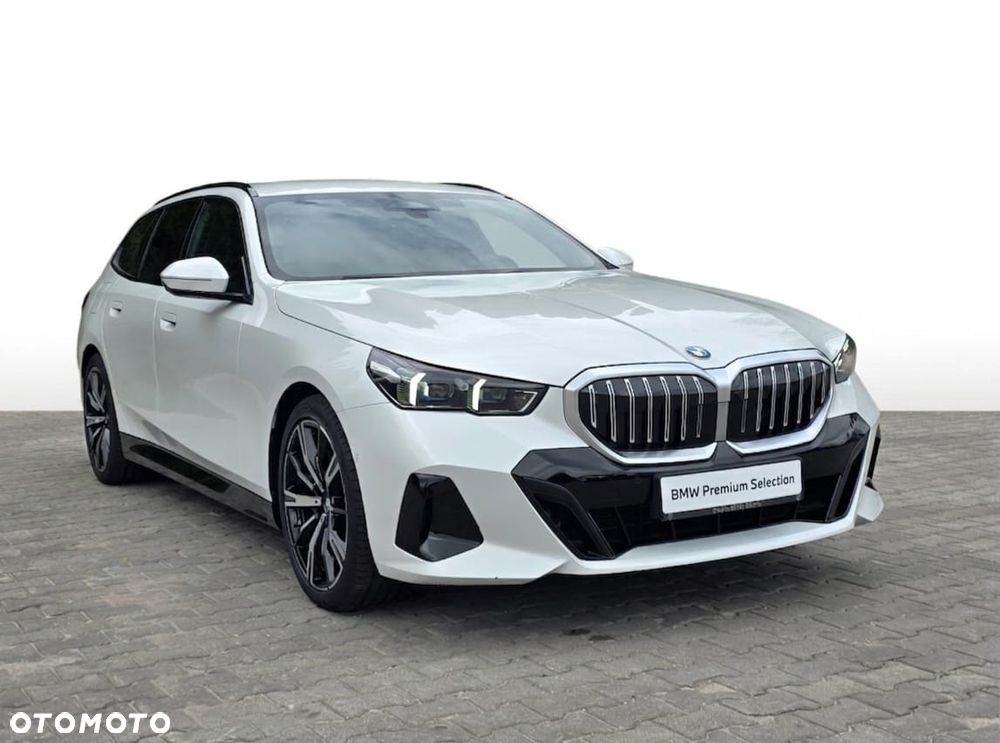 BMW Seria 5 540d xDrive mHEV M Sport - 4