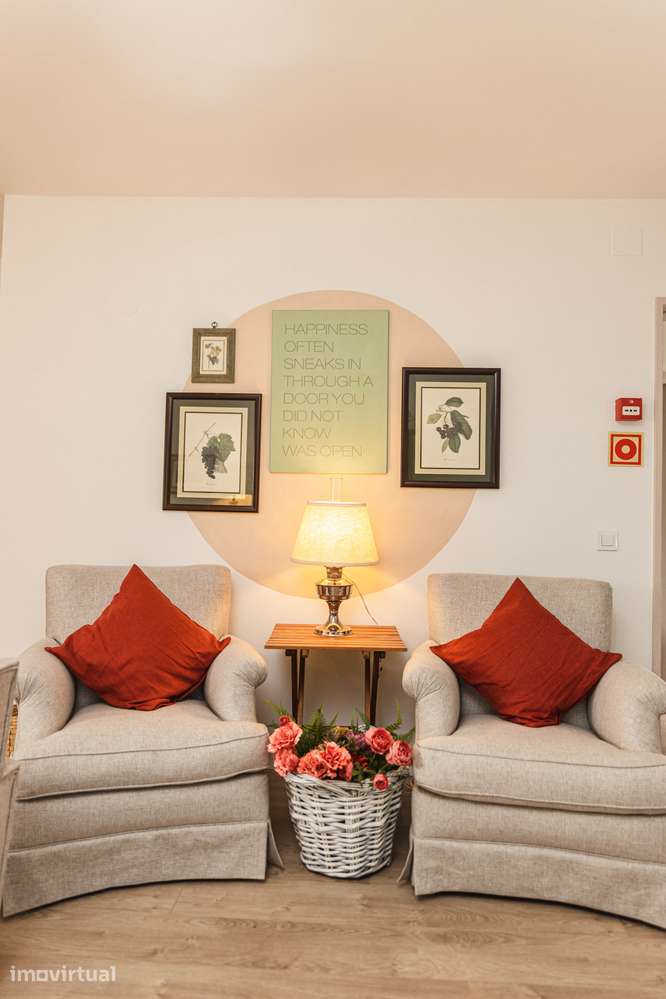 Villa com 7 Suítes – Guest House em Funcionamento | Peniche - Grande imagem: 5/47