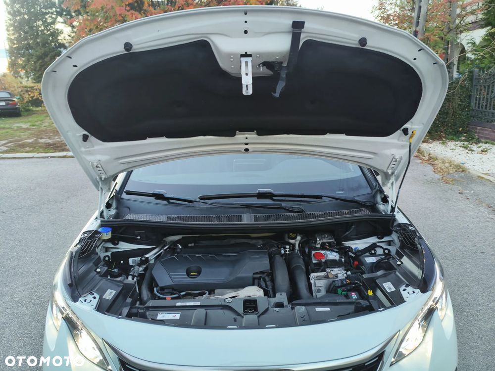 Peugeot 3008 1.6 PureTech HYbrid4 GT Line S&S EAT8 - 40