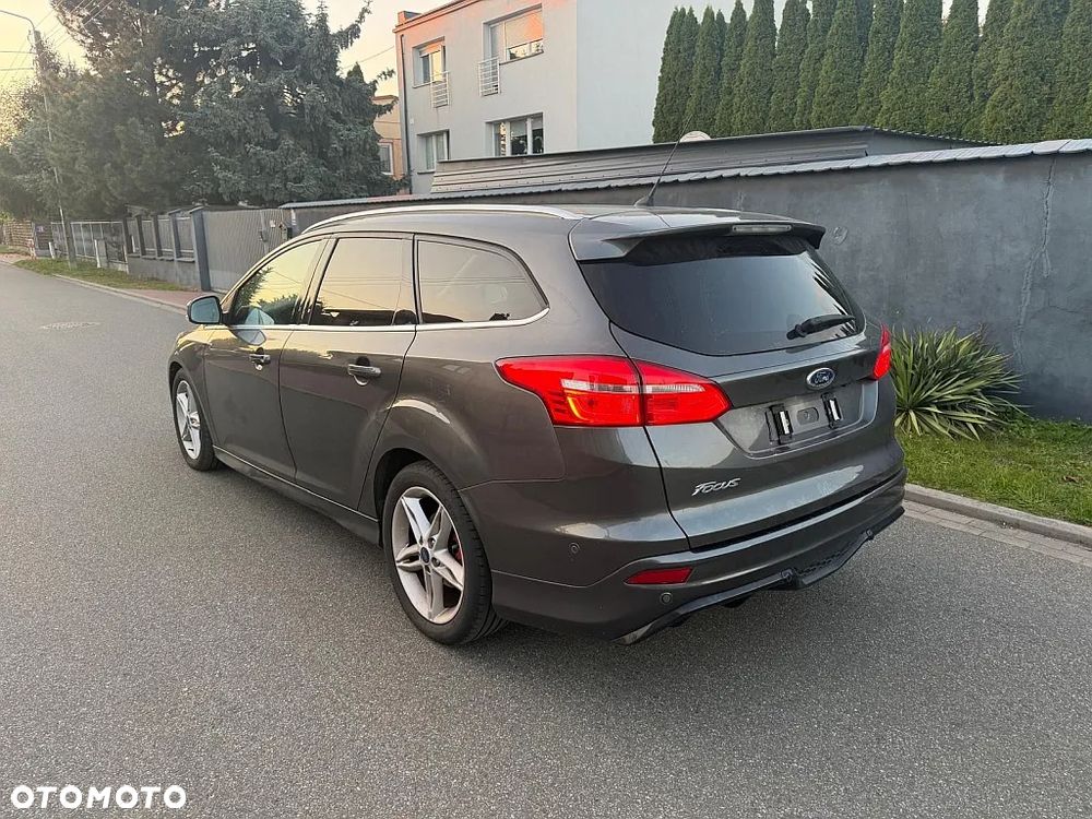 Ford Focus 1.5 EcoBlue Start-Stopp-System ST-LINE DESIGN - 7