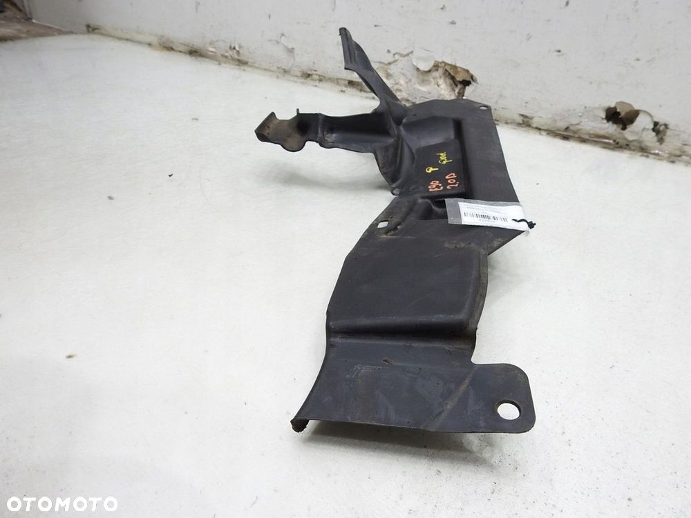 OSŁONA PODŁUŻNICY PRAWA BMW 3 E90 7131712 - 3
