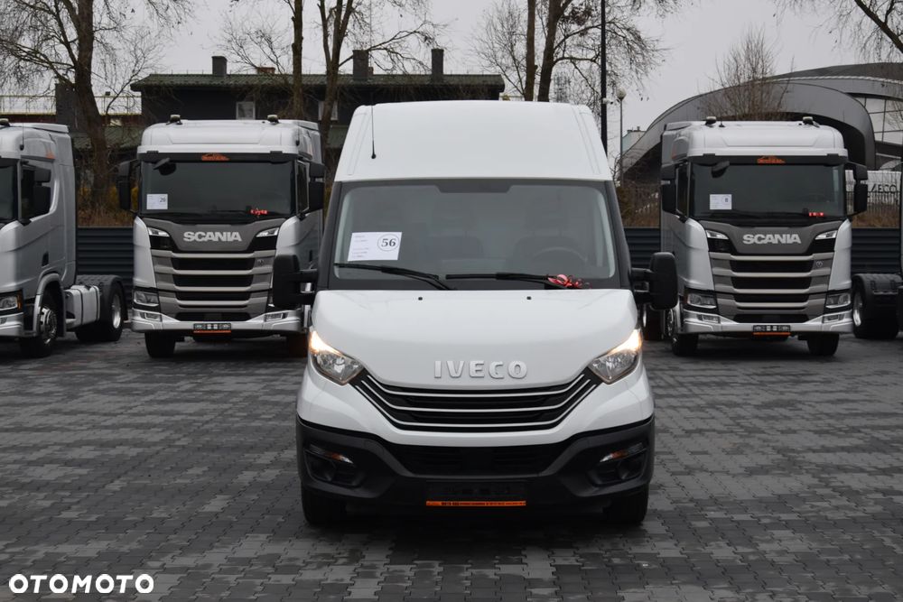 Iveco DAILY 35S12 / 2.3 - 120 KM / DOSTAWCZE / BLASZAK / KLIMA / TEMPOMAT / KLIMA / TRYB CITY / SERWISOWANY / SPROWADZONY Z NIEMIEC - 2