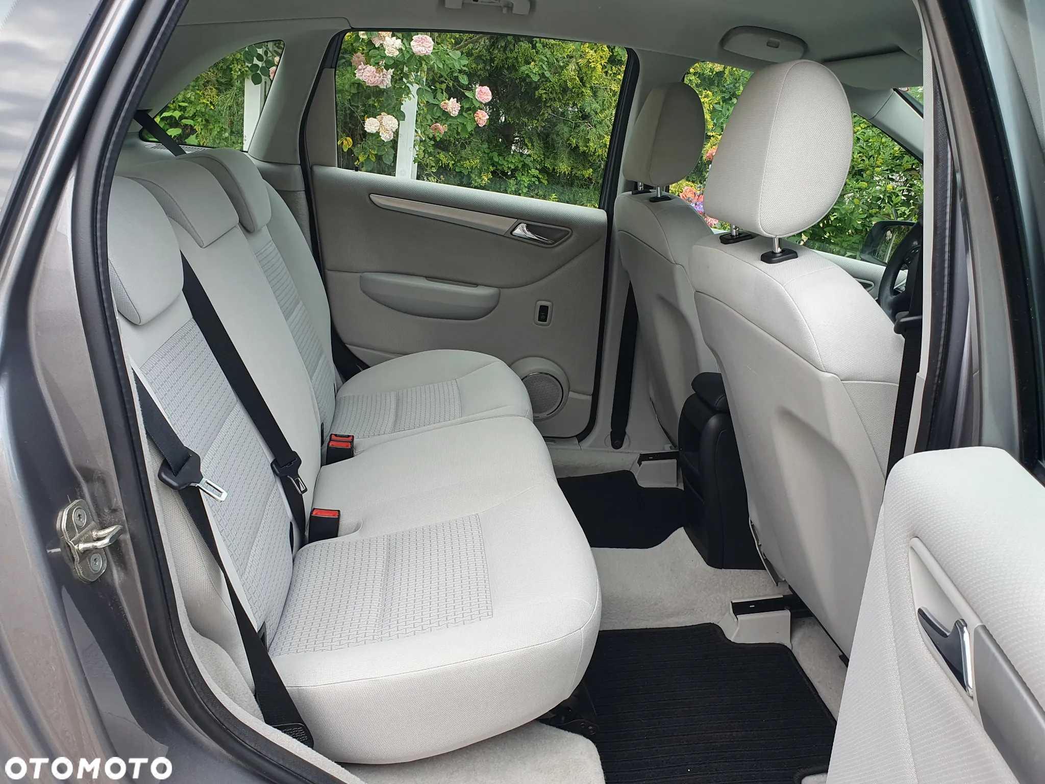 Mercedes-Benz Klasa B 180 Autotronic SPORT EDITION - 21