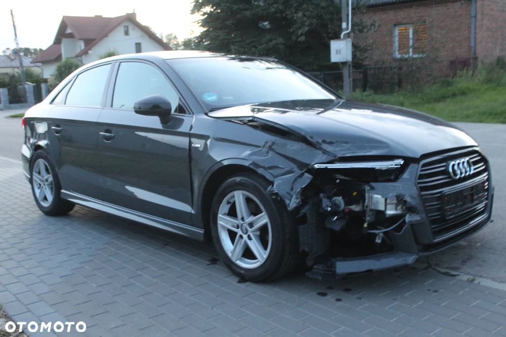 Audi A3 Limousine 35 TFSI Sport S tronic - 5