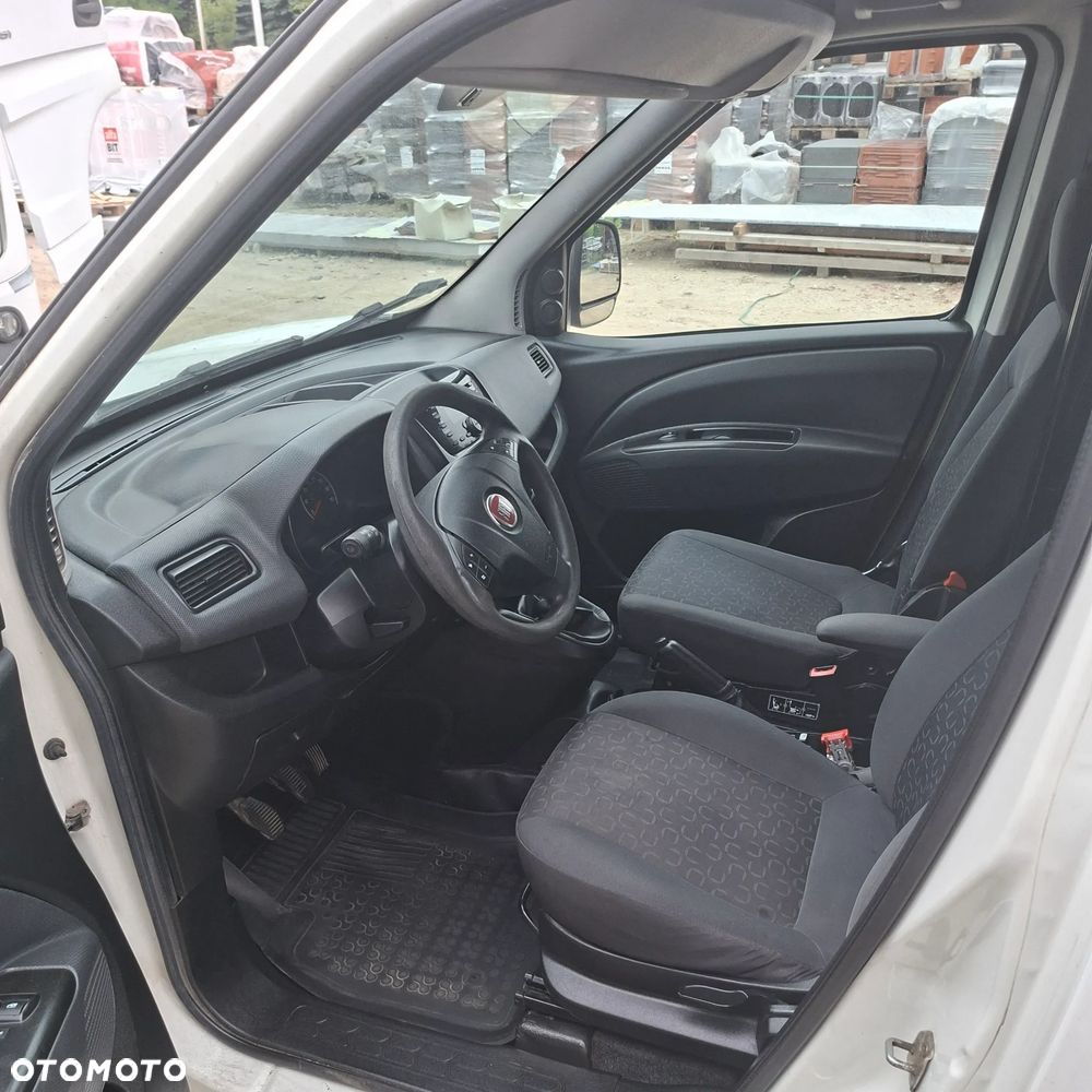 Fiat Doblo - 22