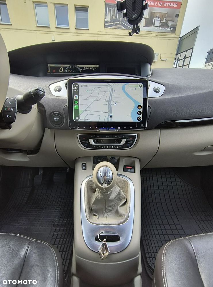 Renault Scenic dCi 160 FAP Dynamique - 10
