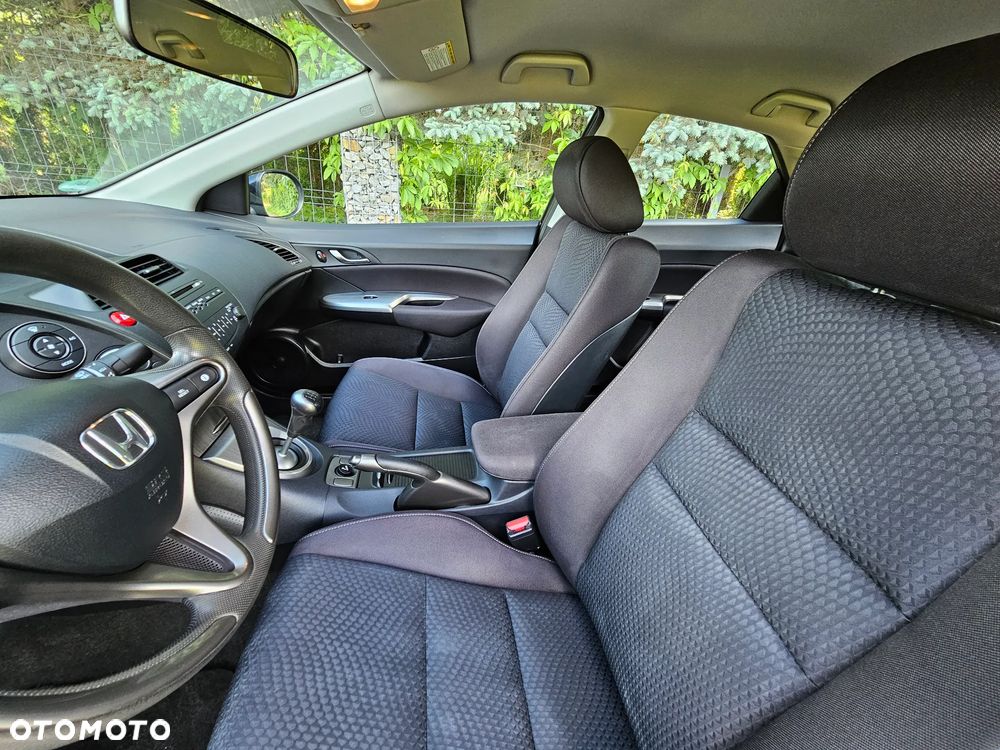 Honda Civic 1.4 i-VTEC Comfort - 21