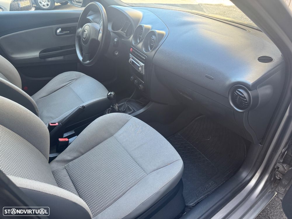 SEAT Ibiza 1.2 12V Reference - 9