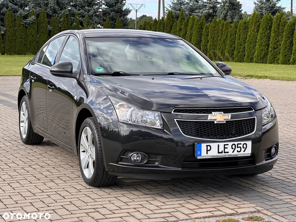 Chevrolet Cruze 1.8 LS - 13