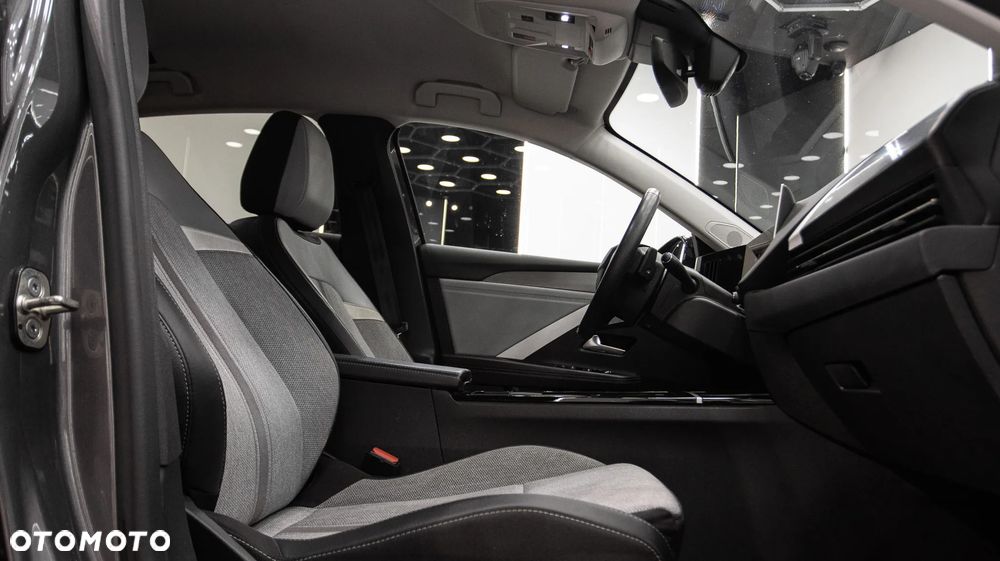 Opel Astra 1.2 T Elegance S&S - 12
