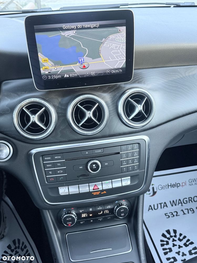 Mercedes-Benz CLA - 16