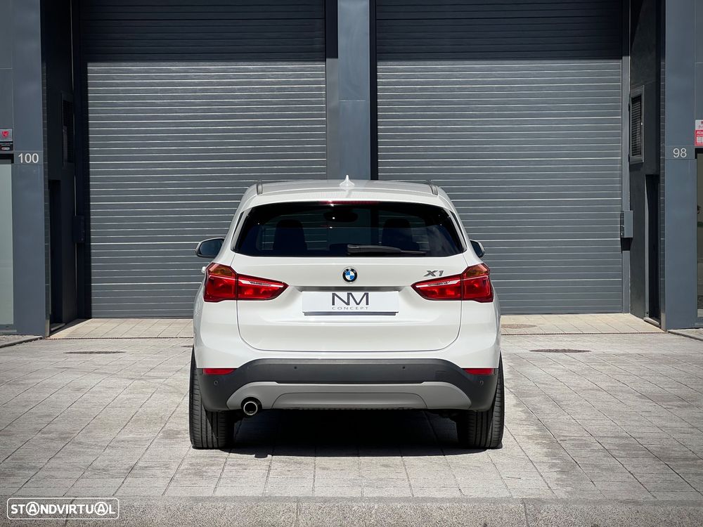 BMW X1 16 d sDrive Line Sport - 6