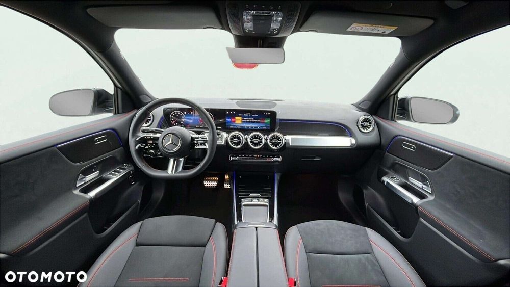 Mercedes-Benz GLB - 10