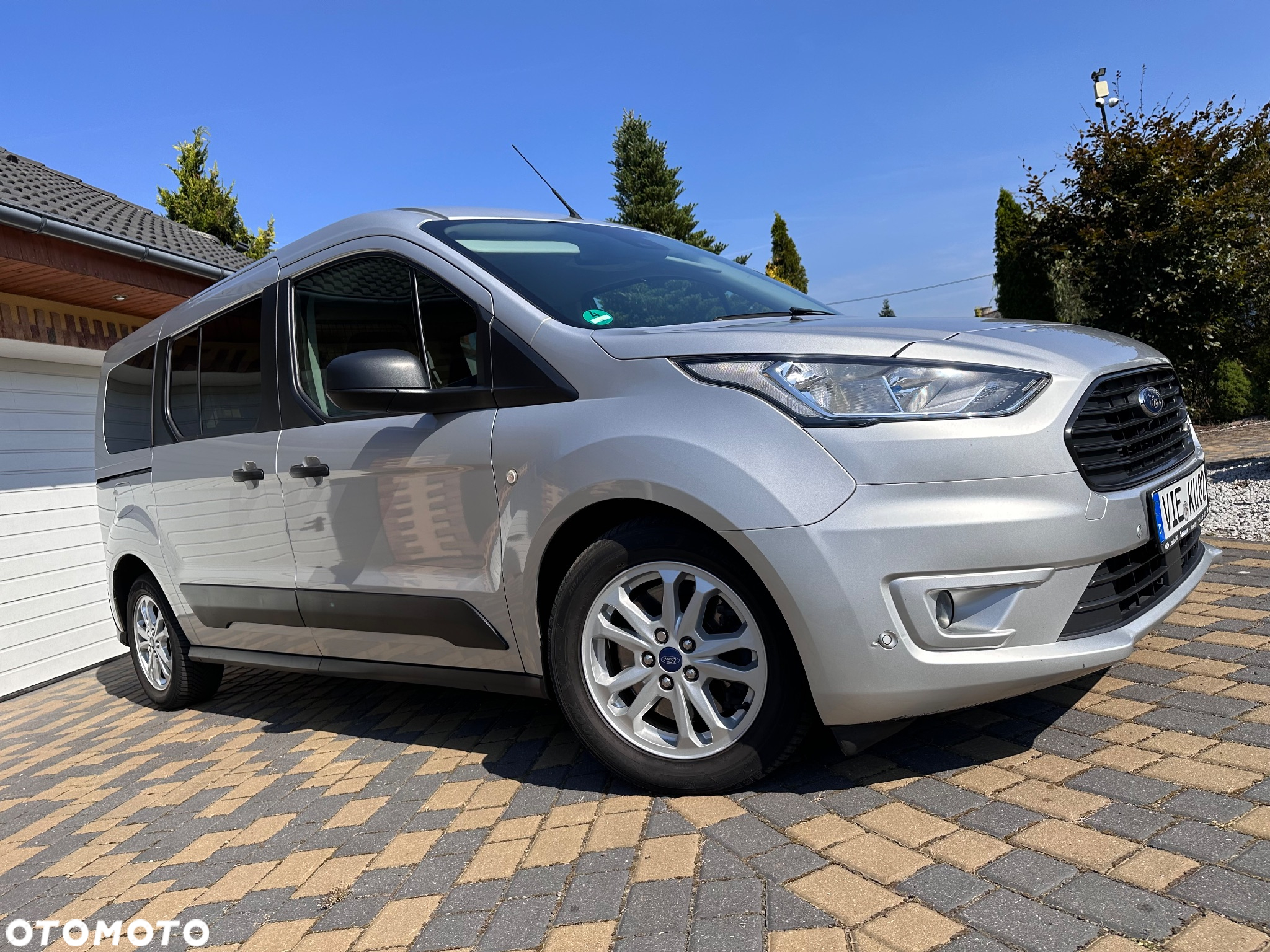 Ford Tourneo Connect Grand - 3