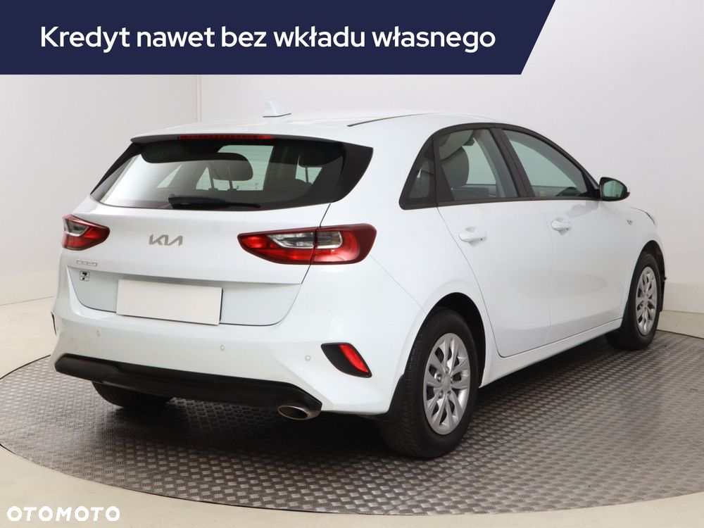 Kia Ceed - 7