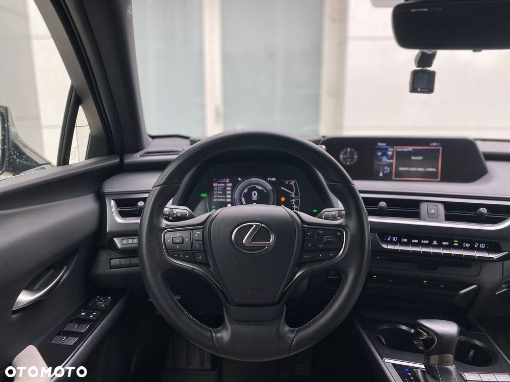 Lexus UX 250h GPF F Impression 2WD - 14