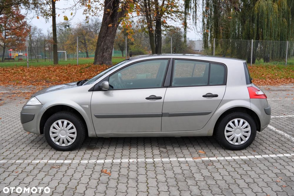 Renault Megane - 2