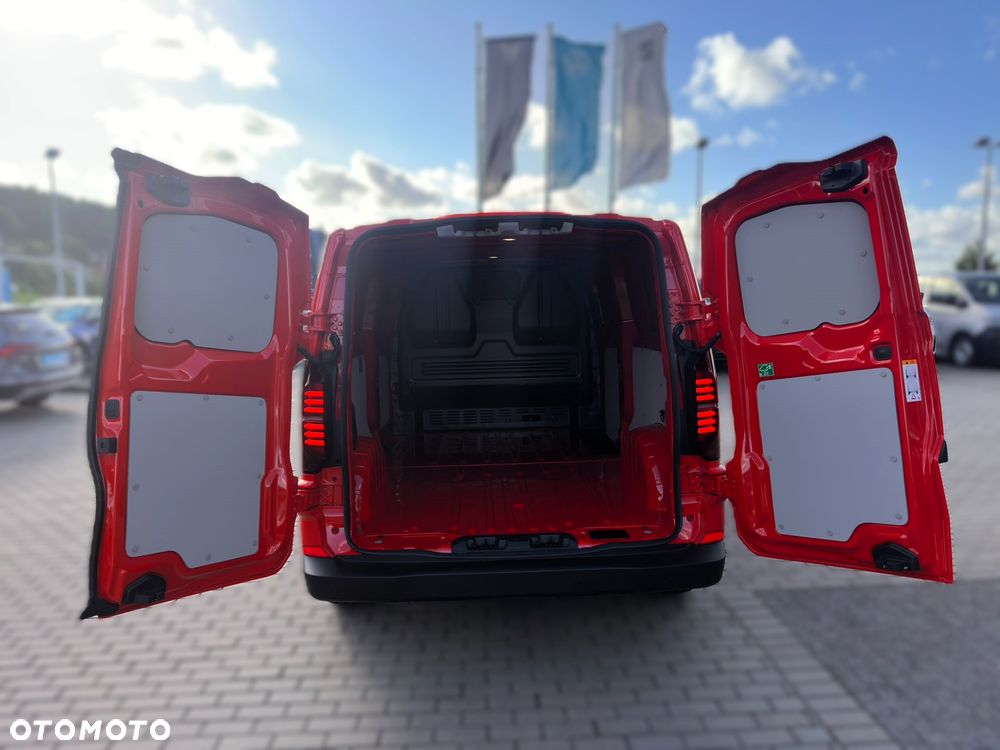 Volkswagen Transporter T7 - 9
