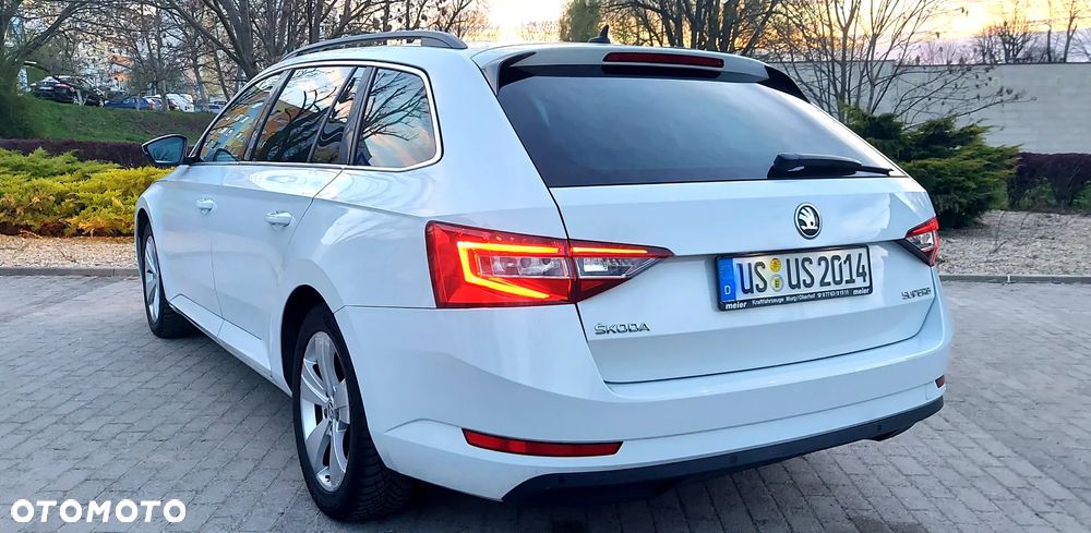 Skoda Superb 2.0 TDI Style - 21