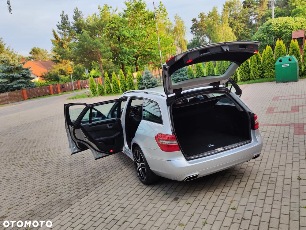 Mercedes-Benz Klasa E 200 CDI DPF BlueEFFICIENCY Automatik Avantgarde - 33
