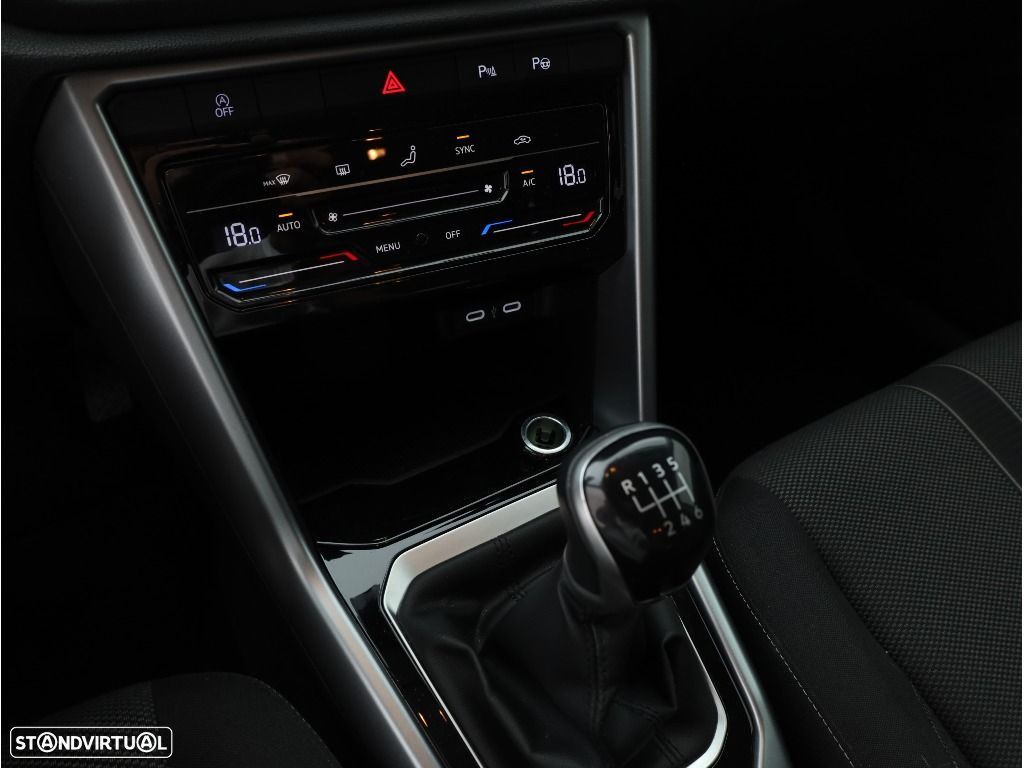 VW T-Roc 1.0 TSI Life - 18