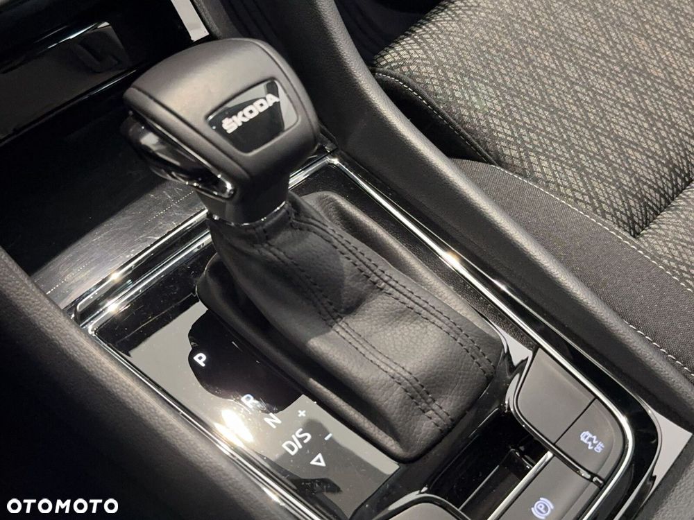 Skoda Karoq 1.5 TSI ACT Style DSG - 30