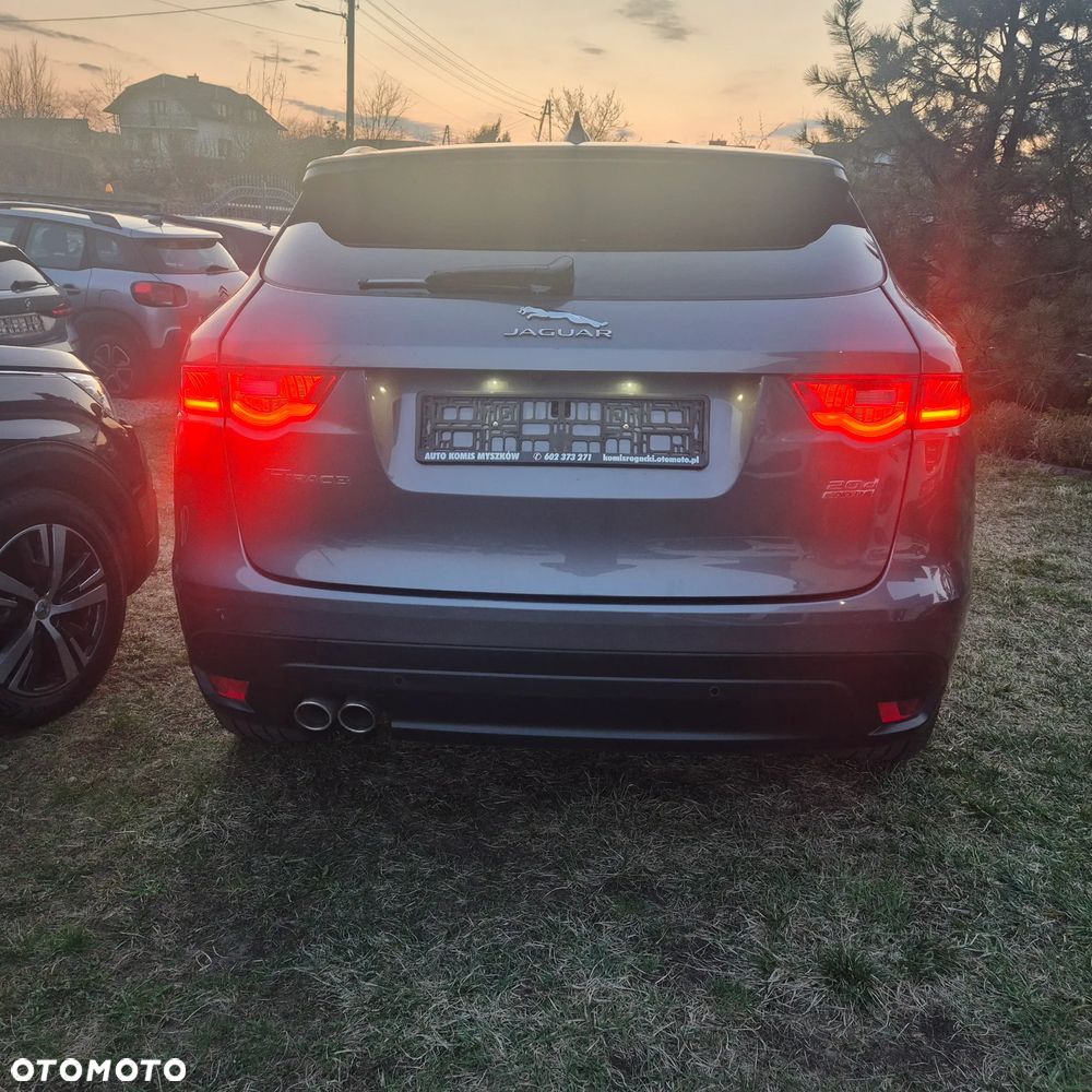 Jaguar F-Pace 20d AWD R-Sport - 36