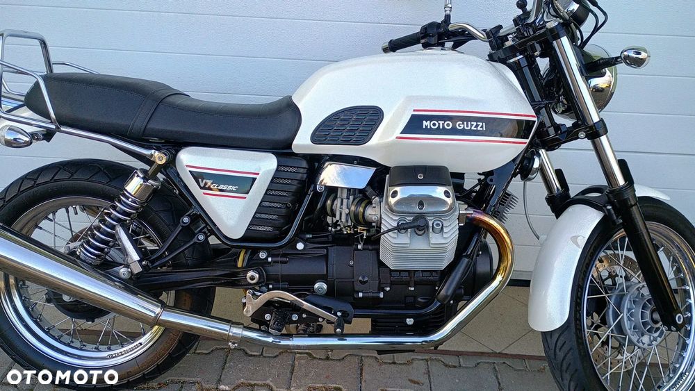 Moto Guzzi V7 - 33