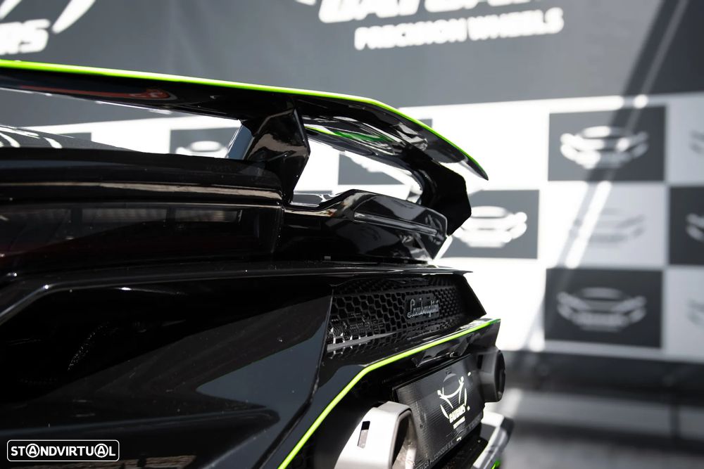 Lamborghini Huracán Tecnica 60th Anniversary - 13