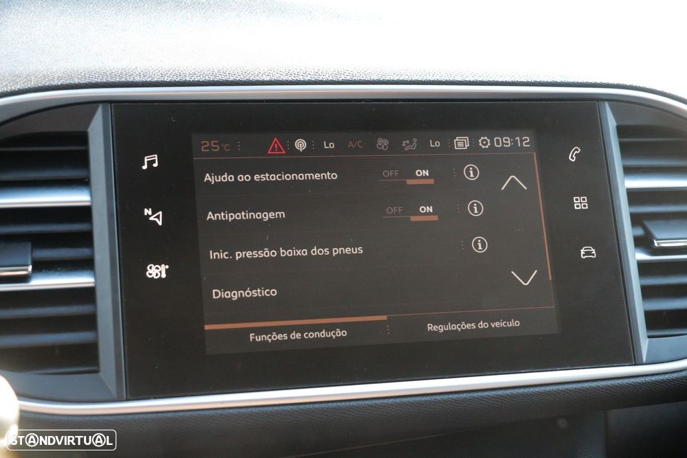 Peugeot 308 1.5 BlueHDi Style - 32