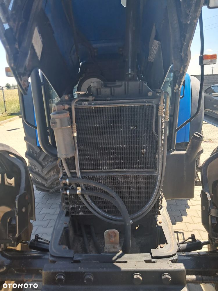 New Holland TS90 - 36
