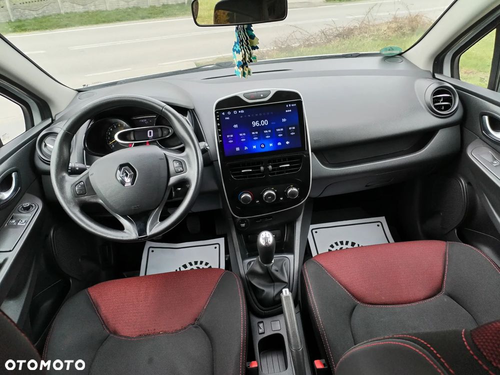 Renault Clio - 27