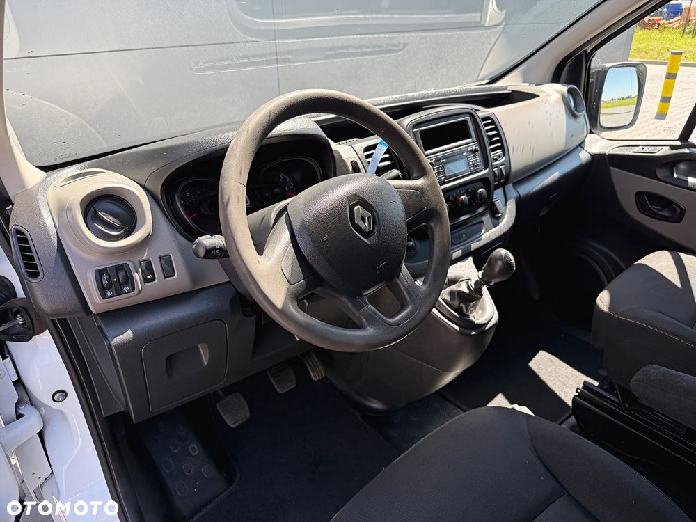 Renault Trafic - 13