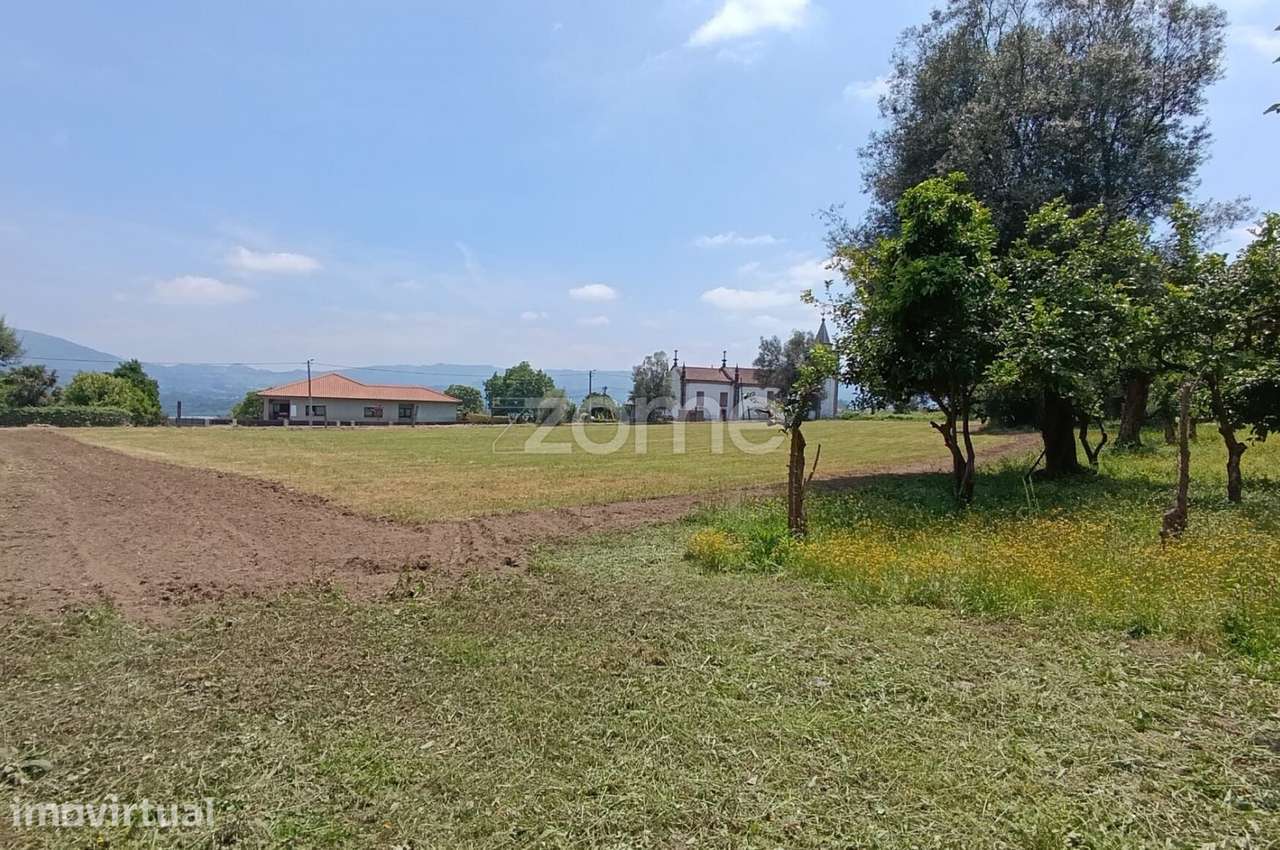 Terreno Urbano e Rústico em Dornelas - Amares - Grande imagem: 2/16