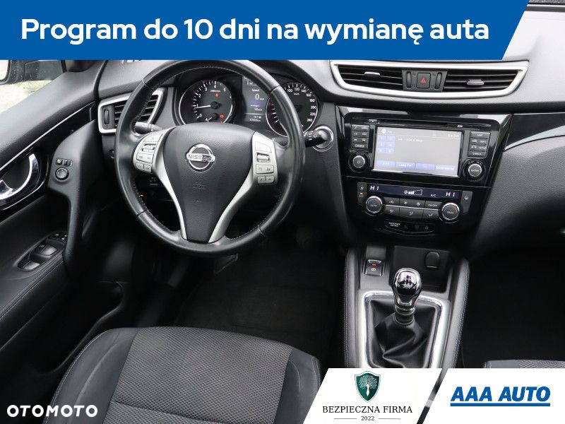 Nissan Qashqai - 8