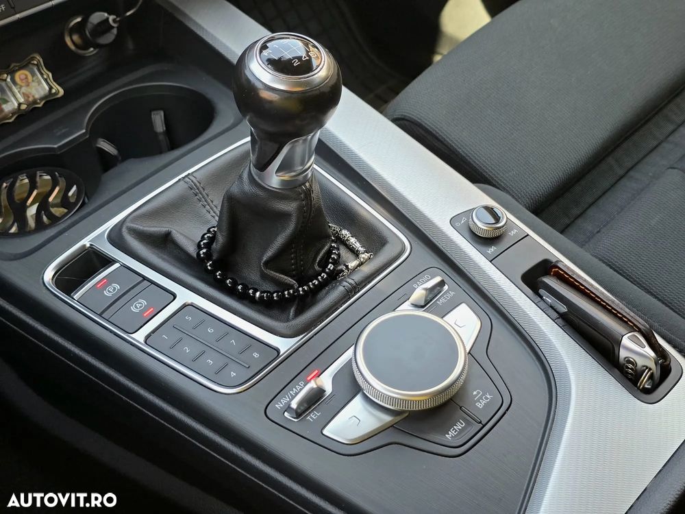 Audi A4 Avant 2.0 TDI - 25