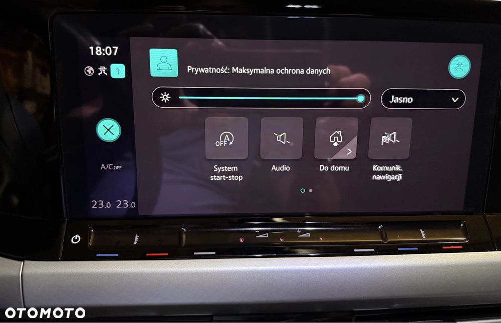 Volkswagen Golf - 21