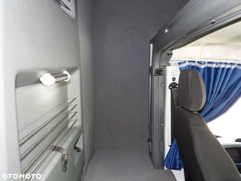 Iveco DAILY 35S18 PLANDEKA 10 PALET WEBASTO TEMPOMAT NAWIGACJA LEDY AUTOMAT HI-MATIC KLIMATYZACJA  180KM - 40