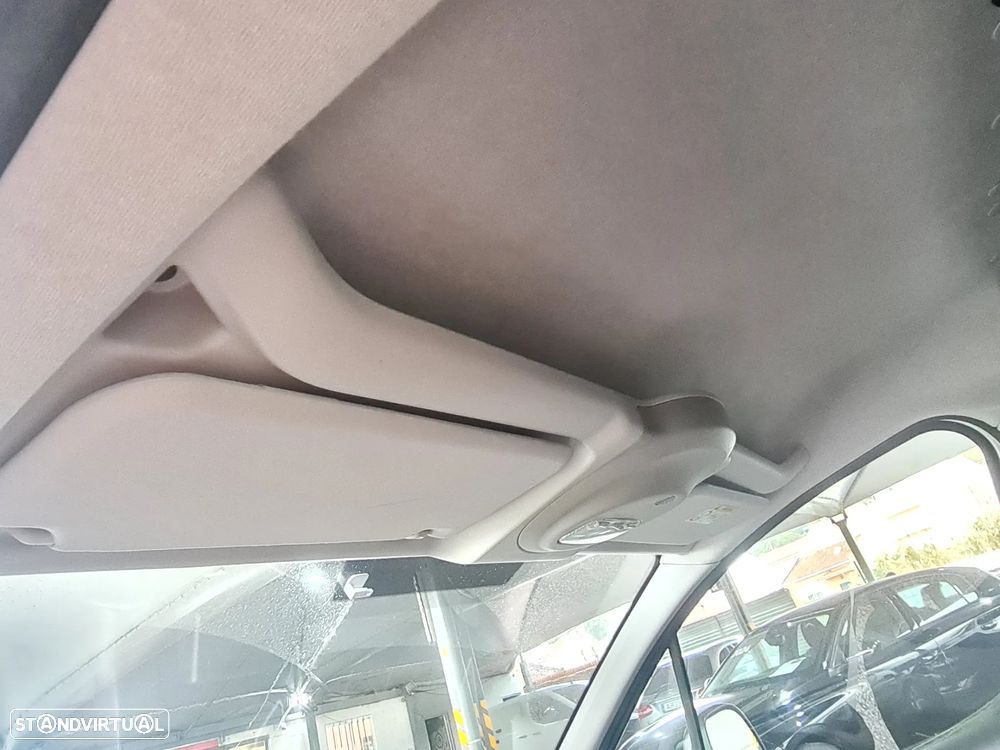 Citroën BERLINGO 1.6Hdi 100CV * 3lug/ GPS/Ac/ c/IVA dedutível * - 30