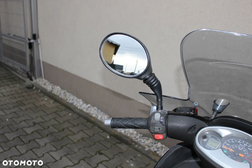 Yamaha Majesty - 32