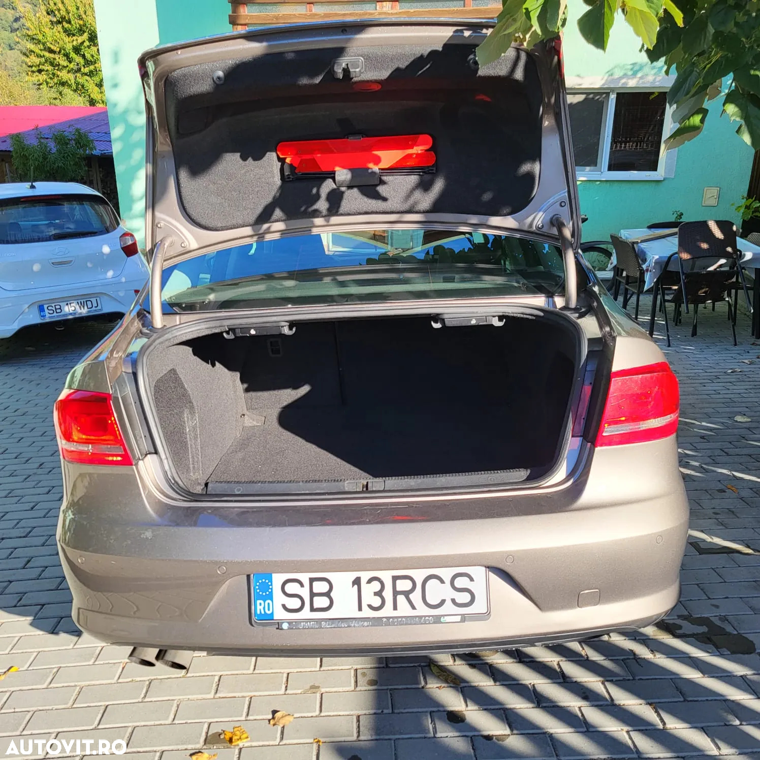 Volkswagen Passat 2.0 TDI (BlueMotion Technology) DSG Comfortline - 4