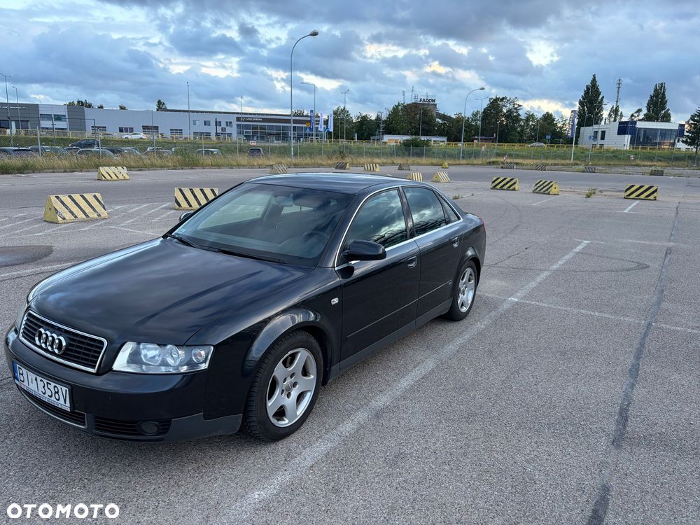 Audi A4 Limousine - 2