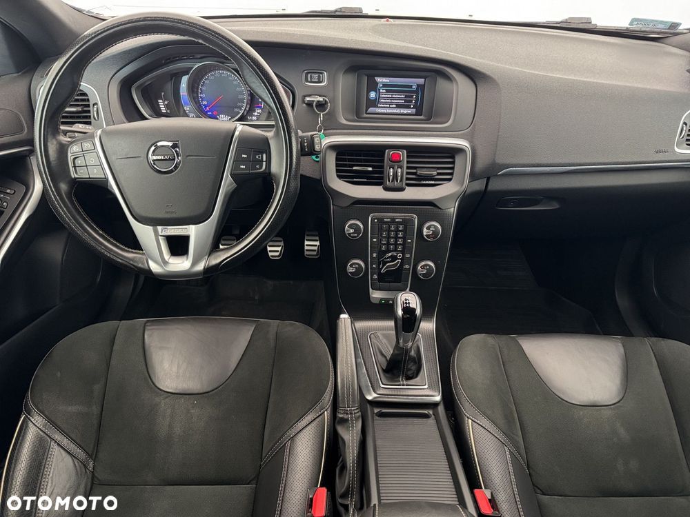 Volvo V40 T3 Drive-E R-Design Momentum - 10