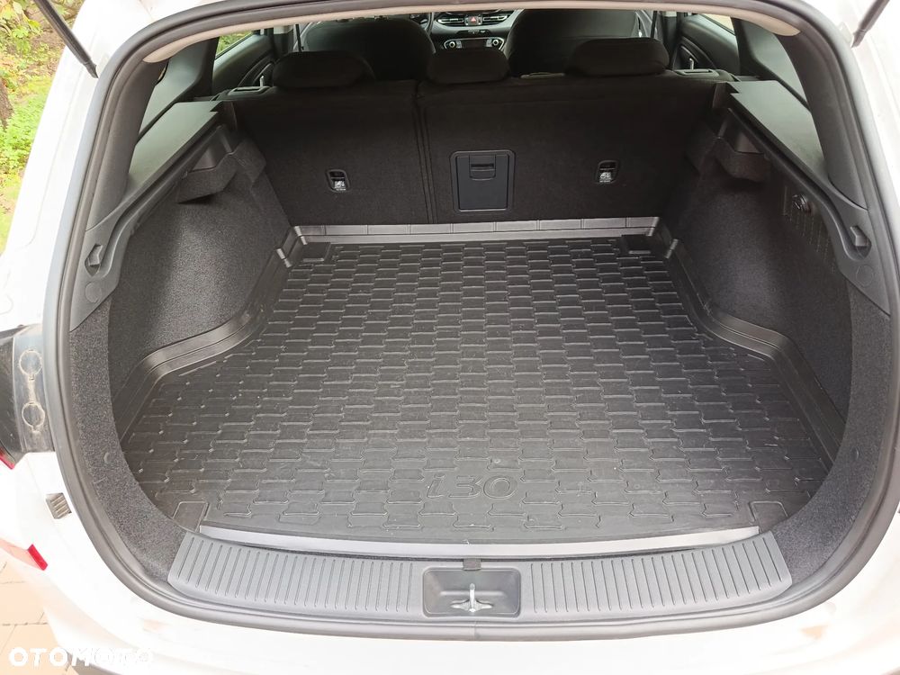 Hyundai i30 1.5 DPI Comfort - 8