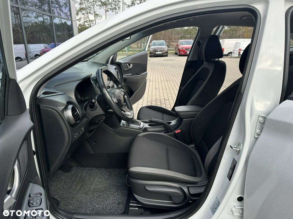 Hyundai Kona 1.6 T-GDI Comfort DCT - 11