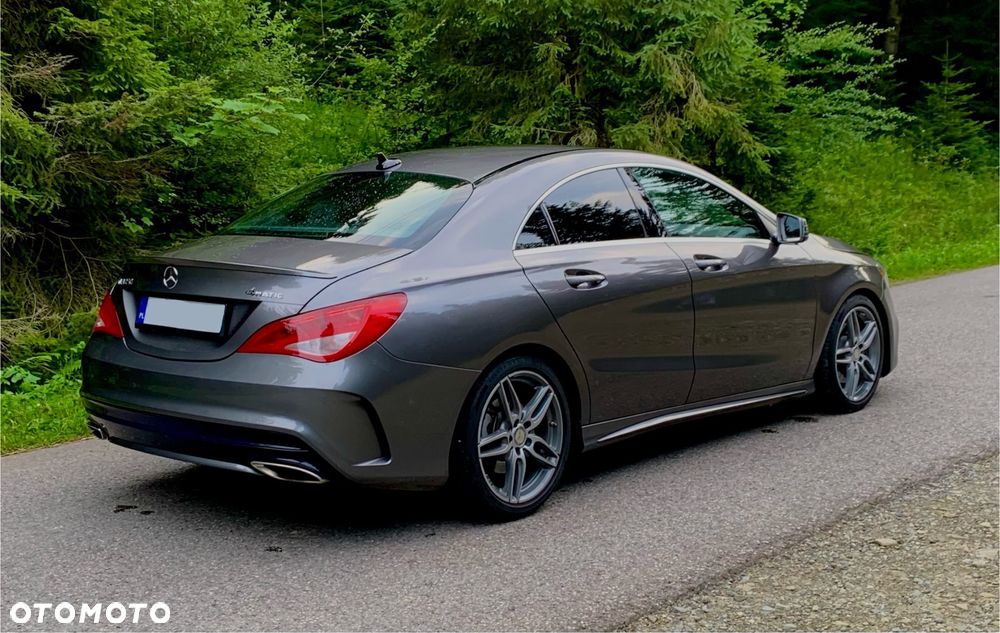 Mercedes-Benz CLA 250 4-Matic AMG Line - 9